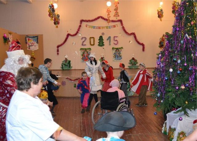 Коллектив ЗАО «Плайтерра» подарил новогоднюю сказку детям из детских домов!